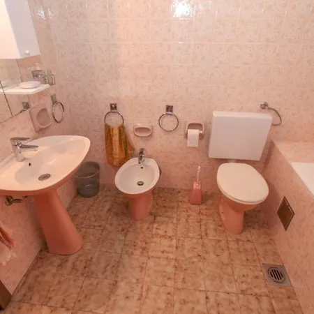 Fisherman Gasthof Molunat