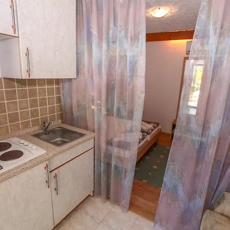 Fisherman Vendégház 3*